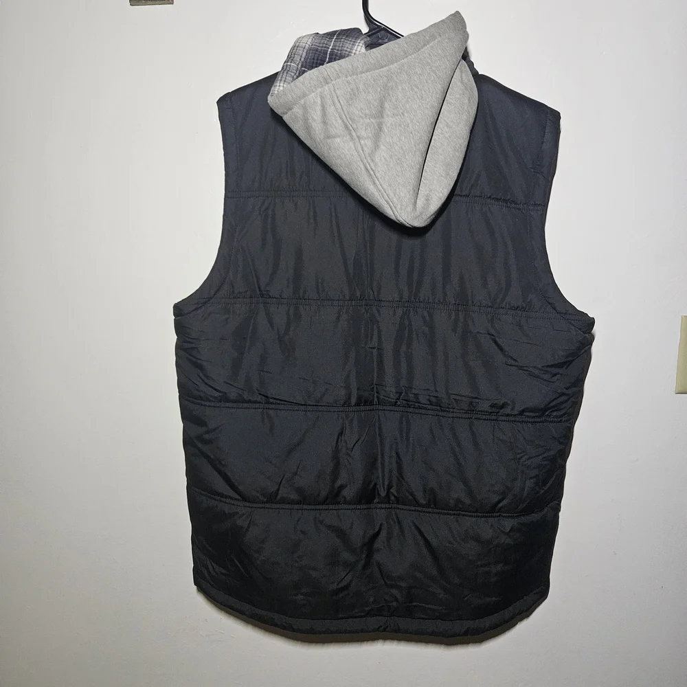 Men's Black Hooded Vest
